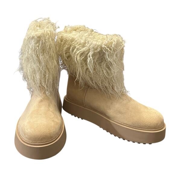 Pretty Little Thing NIB Cream Faux Suede Faux Fur Pull On Ankle Boots Size 8 - Picture 2 of 6